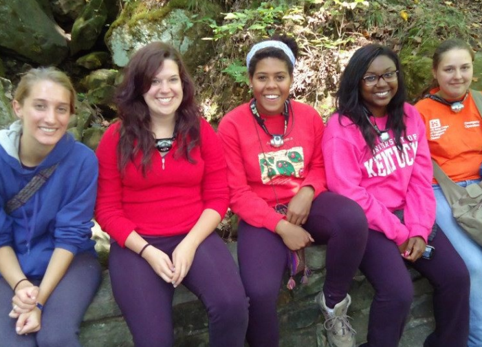 Students visiting Mammoth Cave