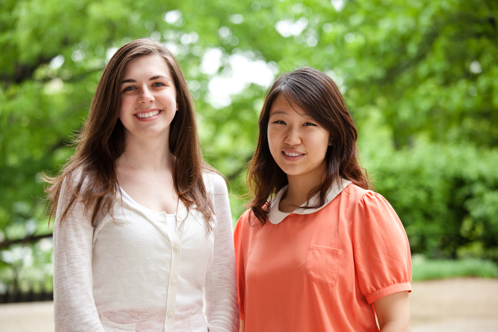 Audra Stacy, left, and Kyeong Ran (Rachel) Jang won prestigious American Physiological Society (APS) Undergraduate Summer Research Fellowships. Photos by Dana Rogers, College of Arts and Sciences. 